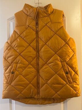 Zenana Outfitters Mustard Yellow puffer vest
NWOT
